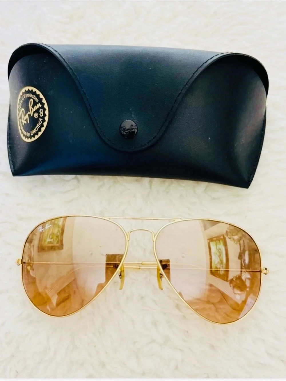 Ray-Ban Gold Aviator Sunglasses with Light Brown Lenses w/ case